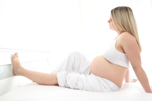 Убрать отеки на ногах при беременности в домашних условиях thumbnail
