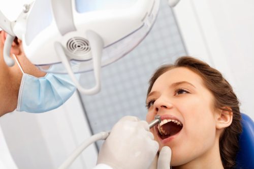 girl-in-dentist-chair