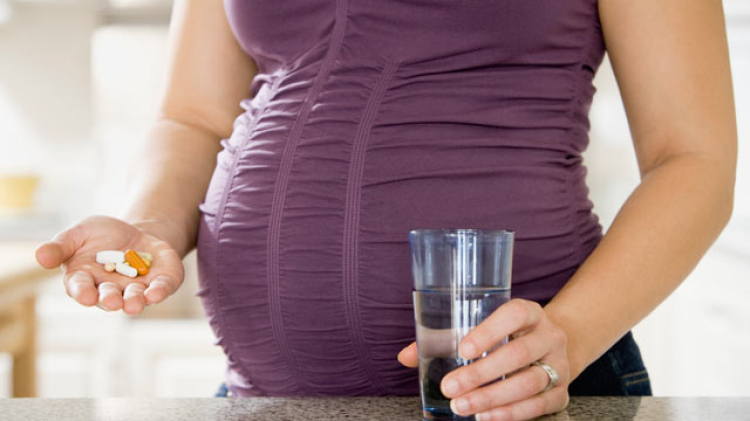Обезболивающее при беременности. Можно ли пить обезболивающие при беременности. Какое обезболивающее пить при беременности