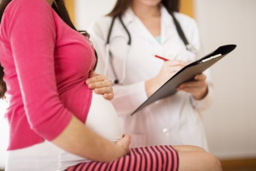 Почему появился белок в моче при беременности