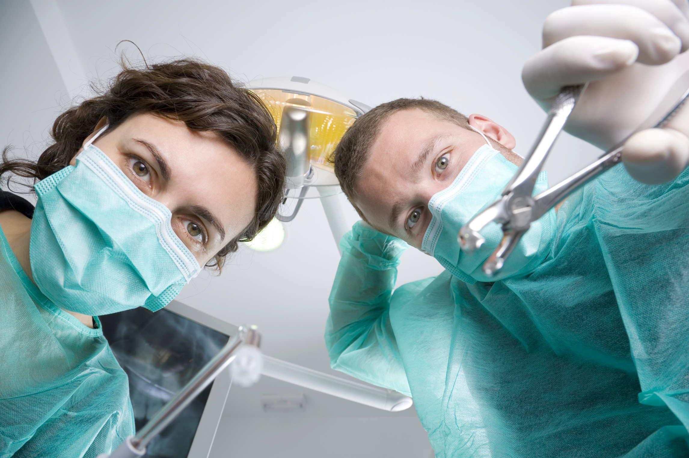 Tooth extraction. Хирургическая стоматология. Стоматологическая операция.