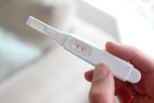 Что означает на тесте для беременности вторая нечеткая полоска
