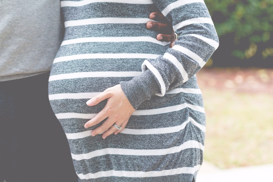 Что такое зев при беременности. Нормы зева во время беременности. Что значит, когда зев матки открыт и закрыт