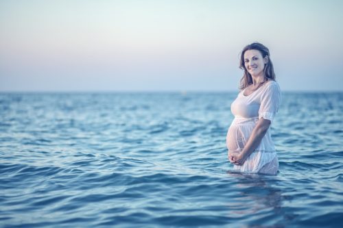 Купание на море во время беременности