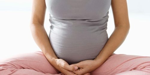 Прозрачно белые выделения при беременности на 40 неделе