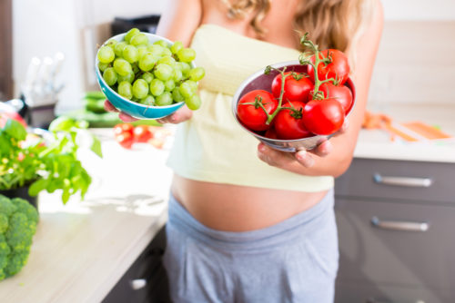 Польза томатного сока для беременных