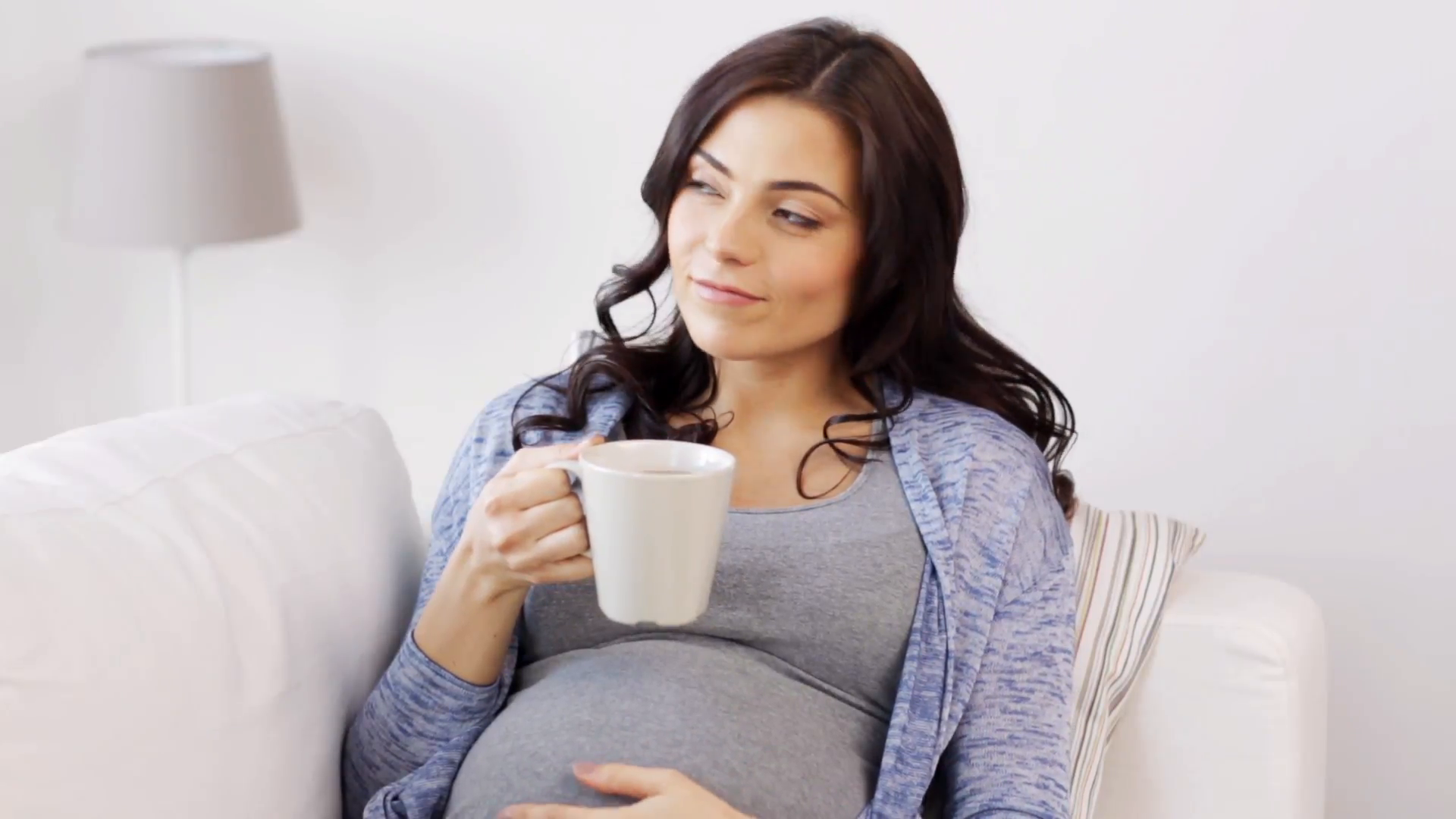 Кофеин беременным. Кофе для беременных. Чай для беременности.