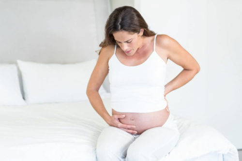 Болит живот и пучит на ранних сроках беременности